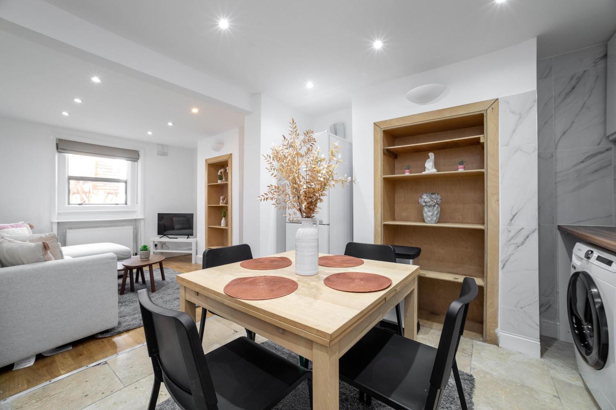 3 Bedroom House In Notting Hill Londra Exterior foto