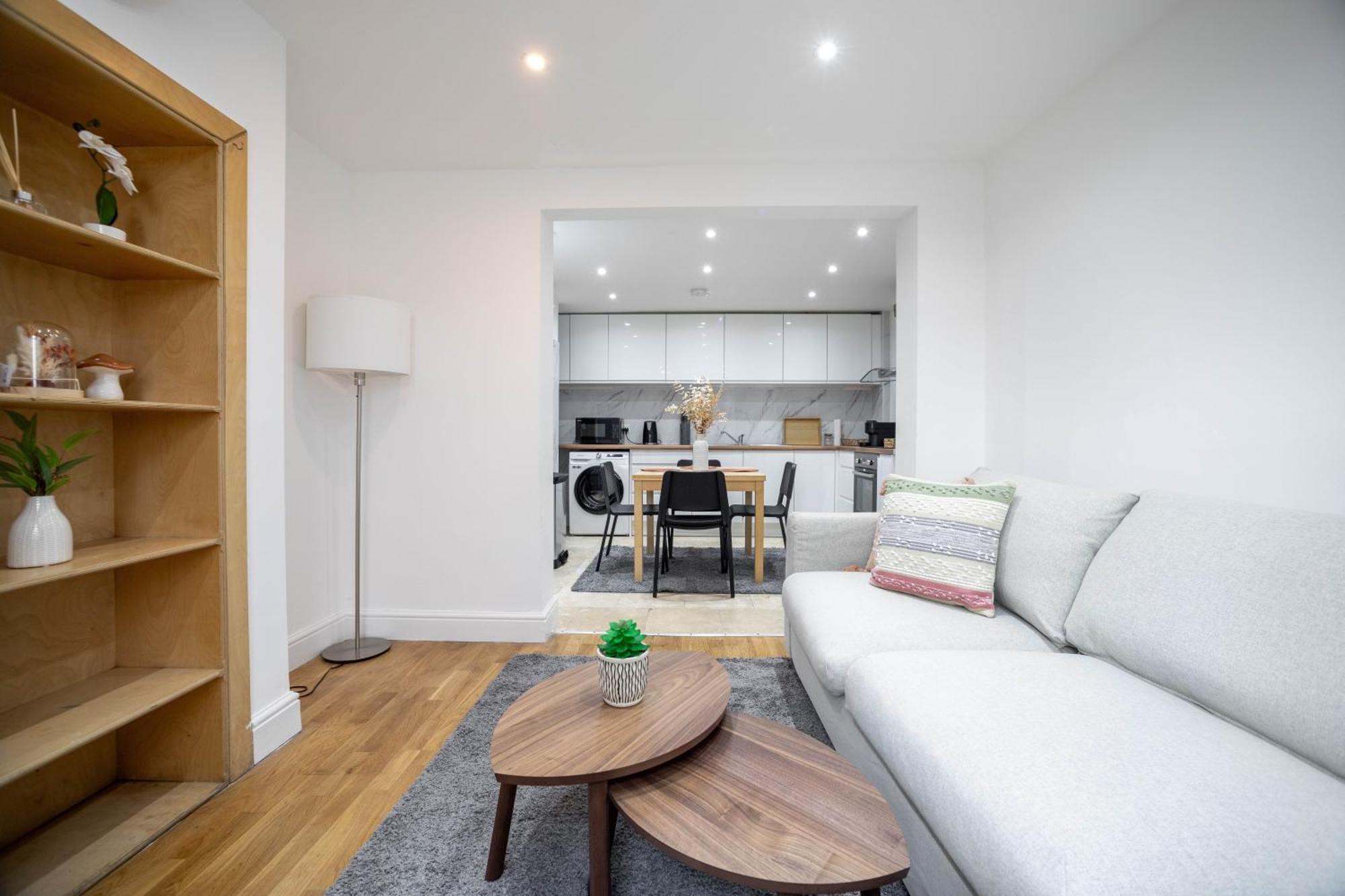 3 Bedroom House In Notting Hill Londra Exterior foto