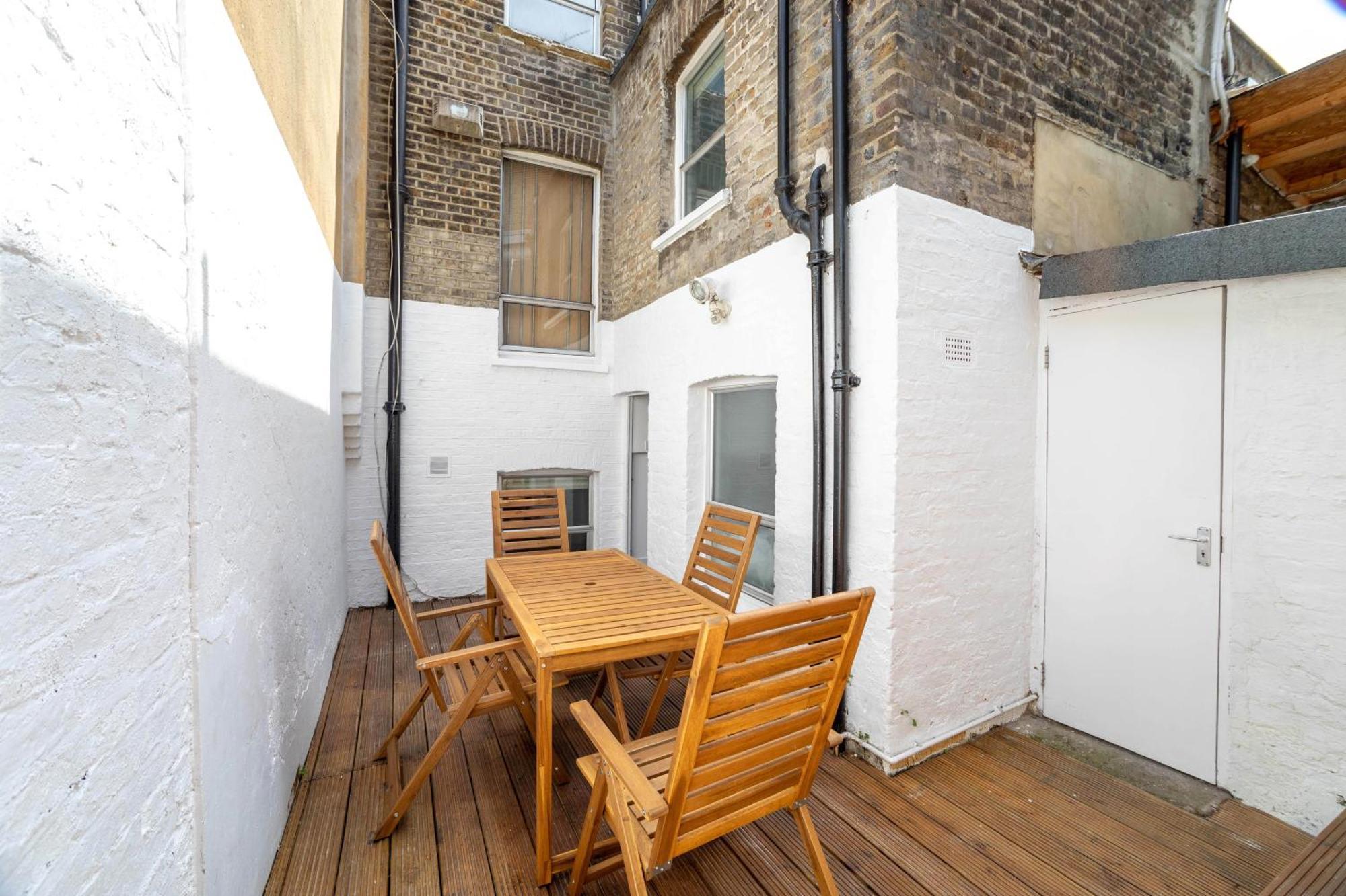 3 Bedroom House In Notting Hill Londra Exterior foto